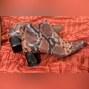 VHNY Women’s Snakeskin Ankle Boots - Brown and Black Size 11 NEW